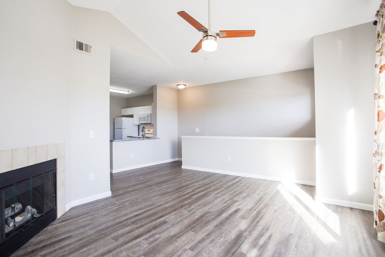 Vaulted Ceilings, Gas Fireplace - 911 S Zeno Way
