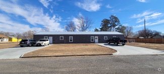 Building Photo - 1710 6th Ave