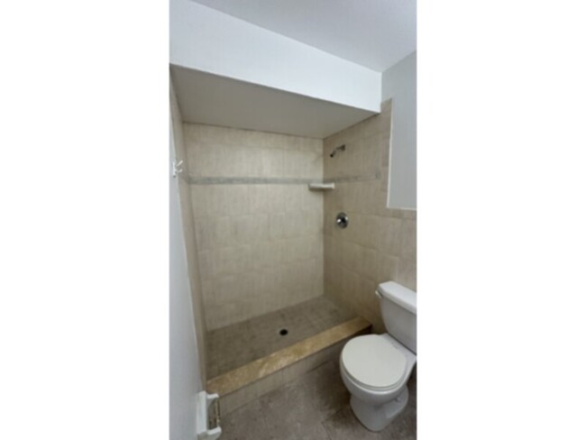 Foto del edificio - 2 Bedroom 2 bath Apartment- Convenient SW ...