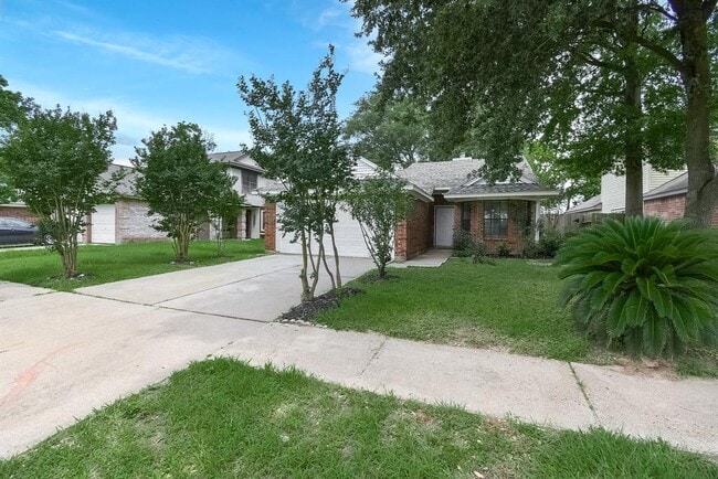 Building Photo - 20534 Cocoplum Dr