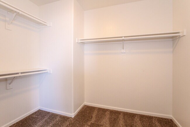 Foto del edificio - 8760 W Melinda Ln