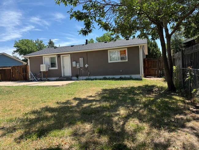 Building Photo - 5141 Xanadu St