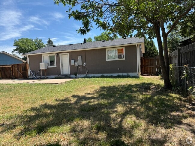 Building Photo - 5141 Xanadu St
