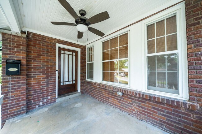 Foto del edificio - Charming home, great condition!