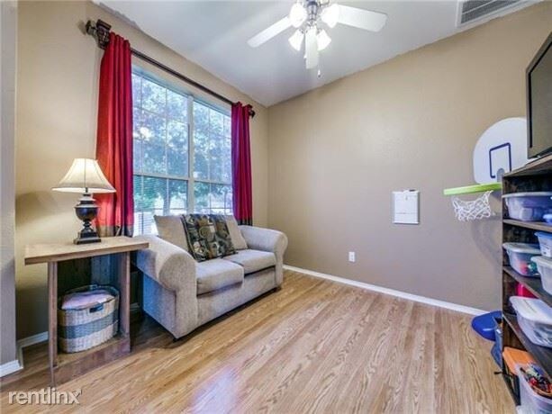 Foto del edificio - 3 br, 2 bath House - 2129 Bluebell