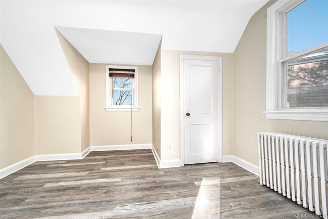 Building Photo - 18 Highview Ave