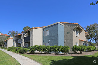 Building Photo - Santa Fe Ranch
