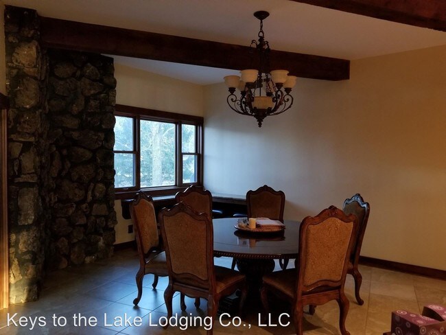 Building Photo - 5 br, 5 bath House - Lot A Minnowbrook