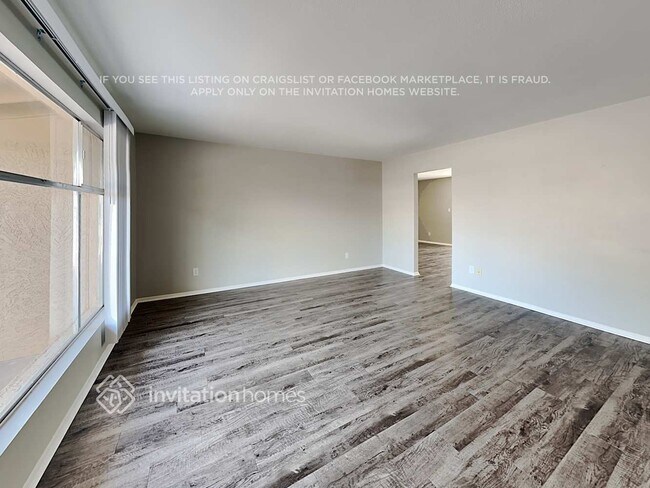 Building Photo - 8252 E Monte Vista Rd