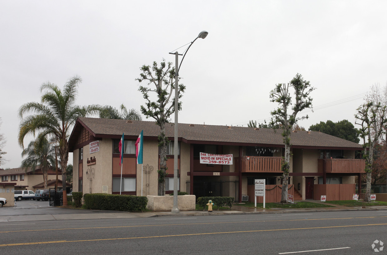 Building Photo - San Carlos Apartments