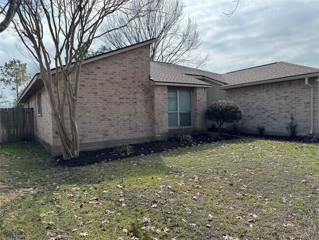 Foto del edificio - 13123 Chipman Glen Dr