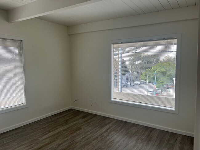 Foto del edificio - 828 Napa Ave