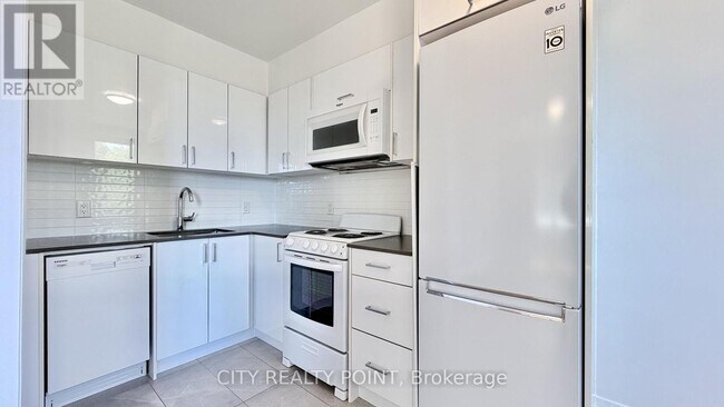 Photo du bâtiment - 398 Avenue Rd