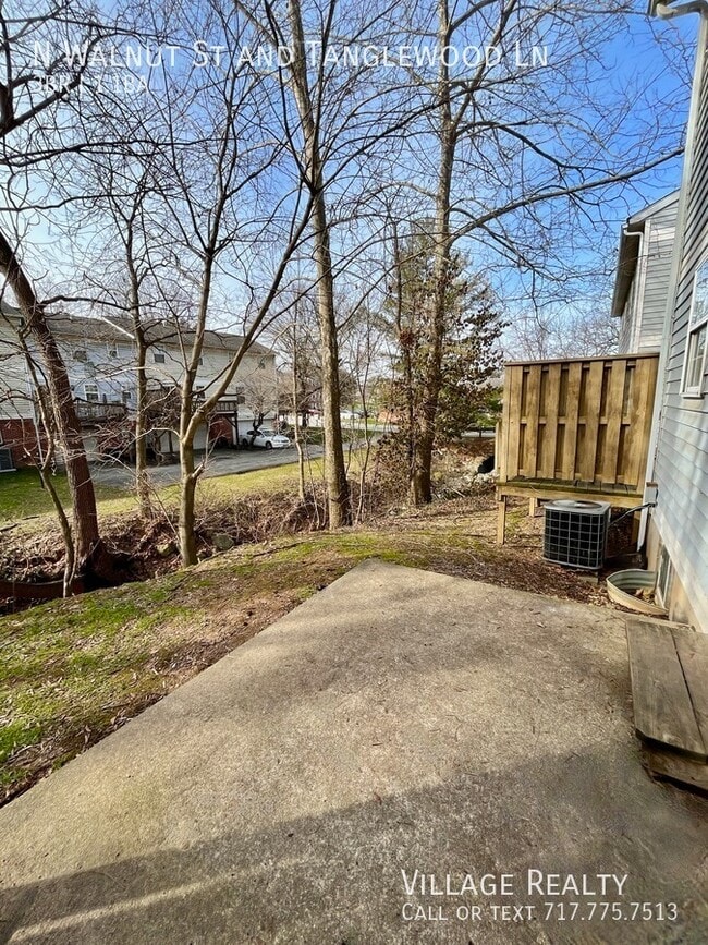 Foto del edificio - 492 N Walnut St