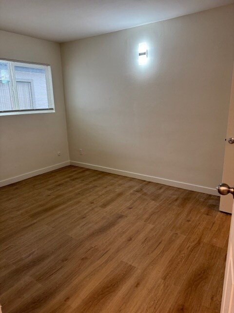 Foto del edificio - 13401 Victory Blvd