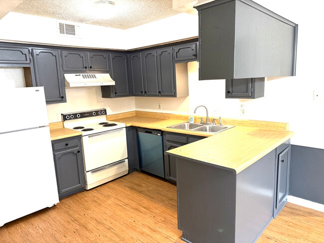 Foto del edificio - 3149 O'Neal Ln