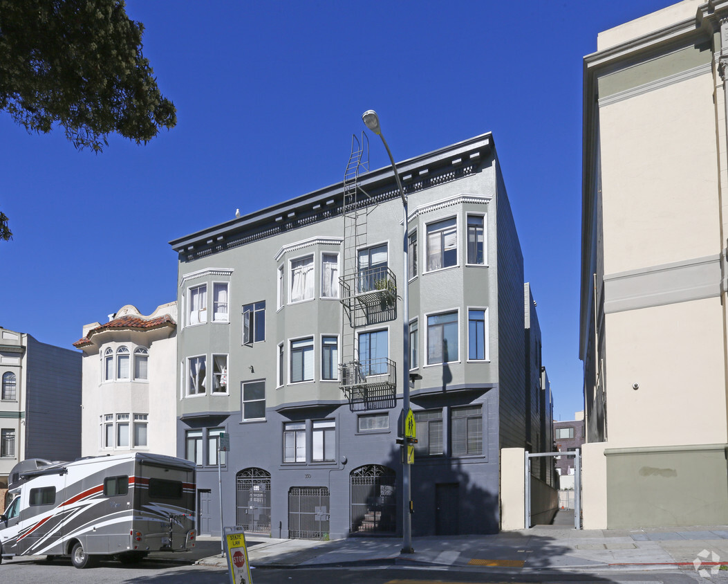 Primary Photo - 350 Francisco St