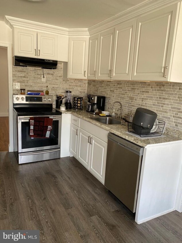 22 Jade Ln, Cherry Hill, NJ 08002 House for Rent in Cherry Hill, NJ