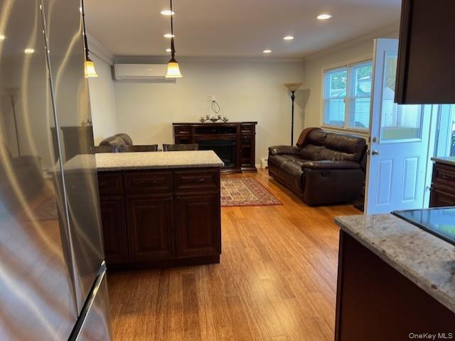 Foto del edificio - 570 S 14th St