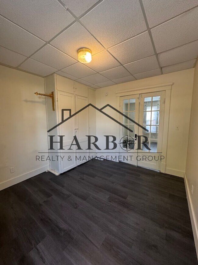 Foto del edificio - 1111 4th St NW
