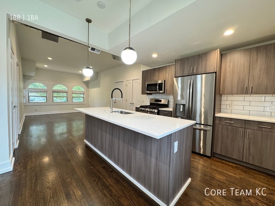 Foto principal - 4319 Roanoke Pkwy