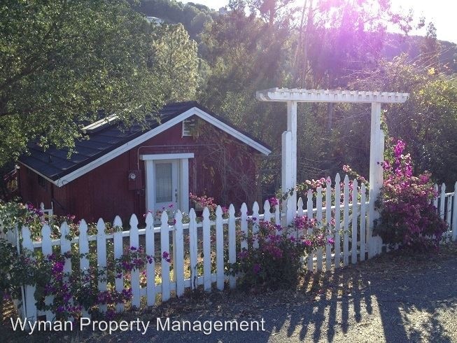 Foto principal - 1 br, 1 bath House - 1078 Shadybrook Lane