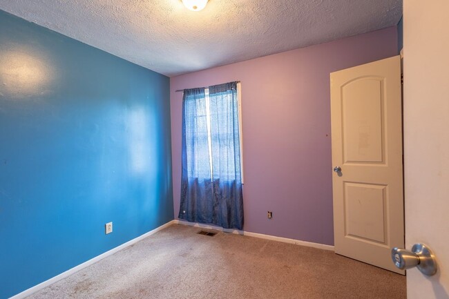 Building Photo - 5510 Old Mill Ct