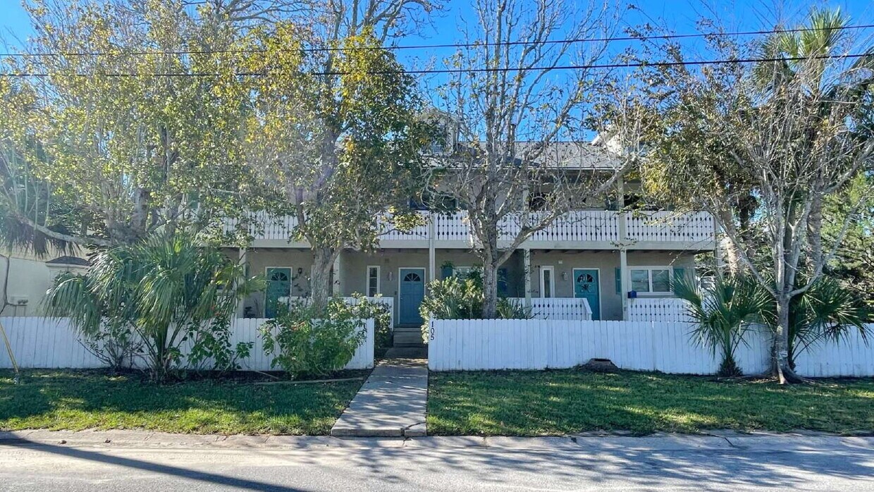 Primary Photo - Coming Soon! Davis Shores Townhouse