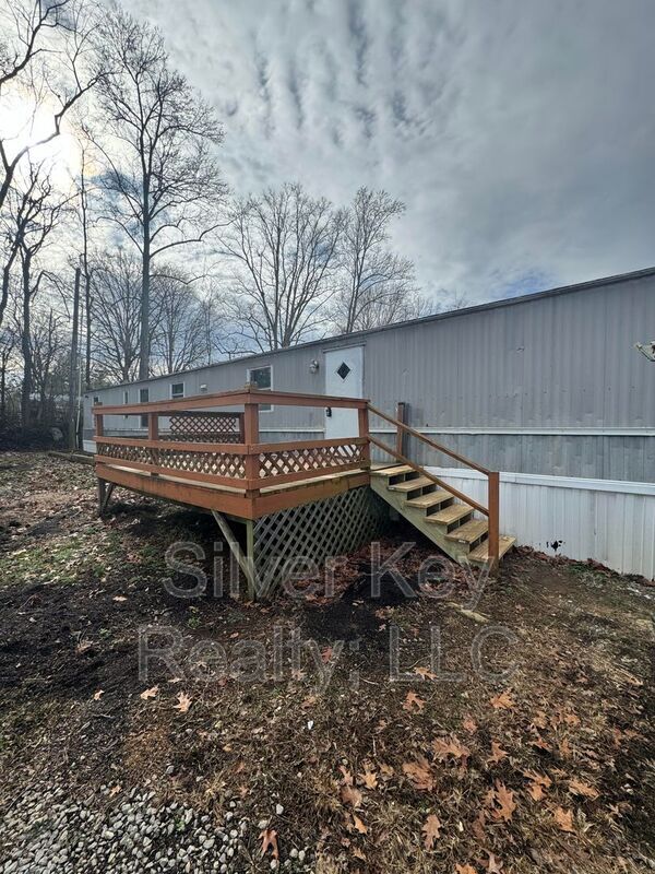 Building Photo - 1019 S Jackson St