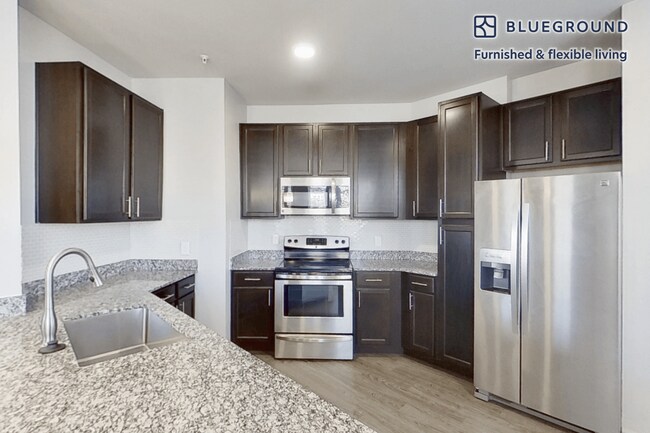 Foto del edificio - 4300 Swanson Wy