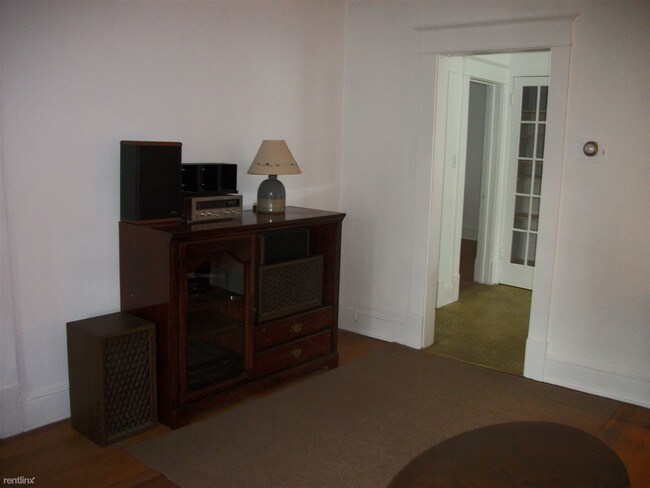 Building Photo - 31 Sparkill Ave