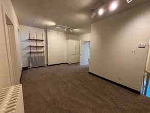 Building Photo - 611 Ohio St