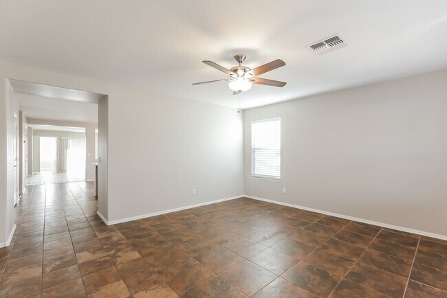 Building Photo - 7123 S 31st Dr