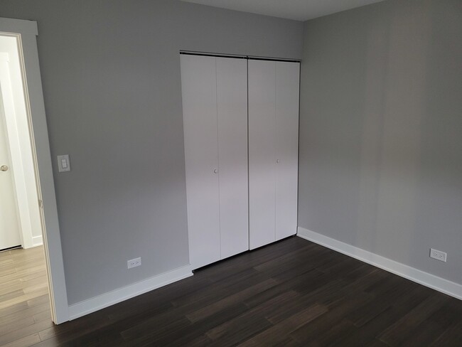 Foto del edificio - 1120 Greenwood Cir