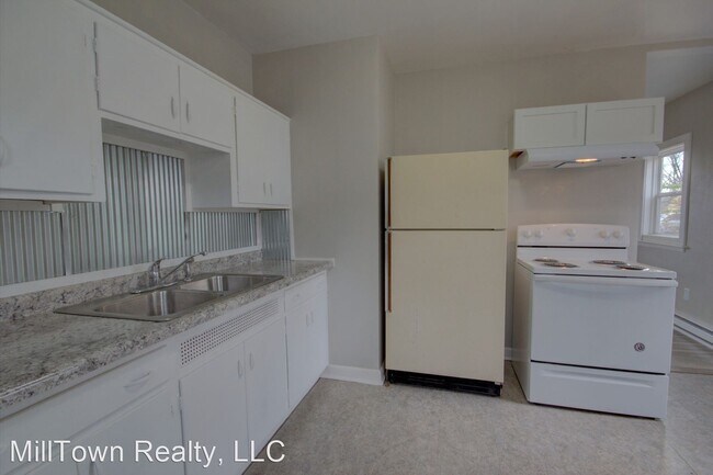 Foto del edificio - 2 br, 1 bath House - 3856 Johnson Ave