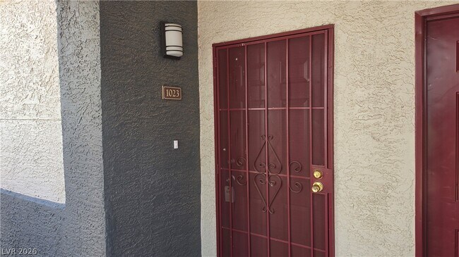 Foto del edificio - 8600 W Charleston Blvd