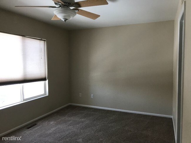 Building Photo - 4 br, 2 bath House - 3538 Warren Farm Ct