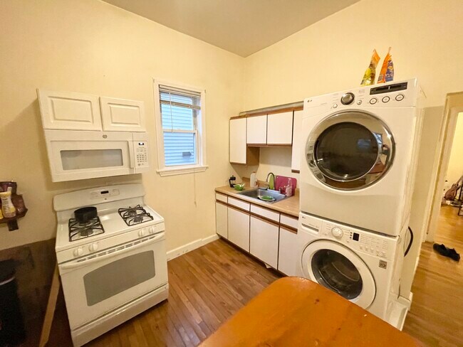 Building Photo - 29 Spring Garden St