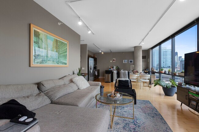 Foto del edificio - 860 W Blackhawk St
