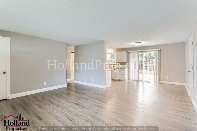 Building Photo - Best price - apply now!!!! Single level 3 ...