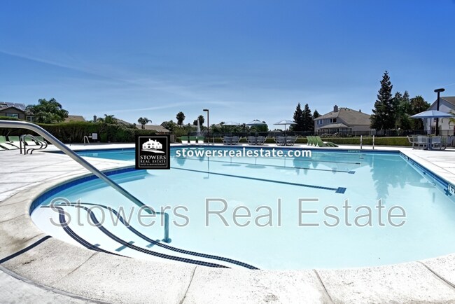 Foto del edificio - 1570 Eastlake Cir