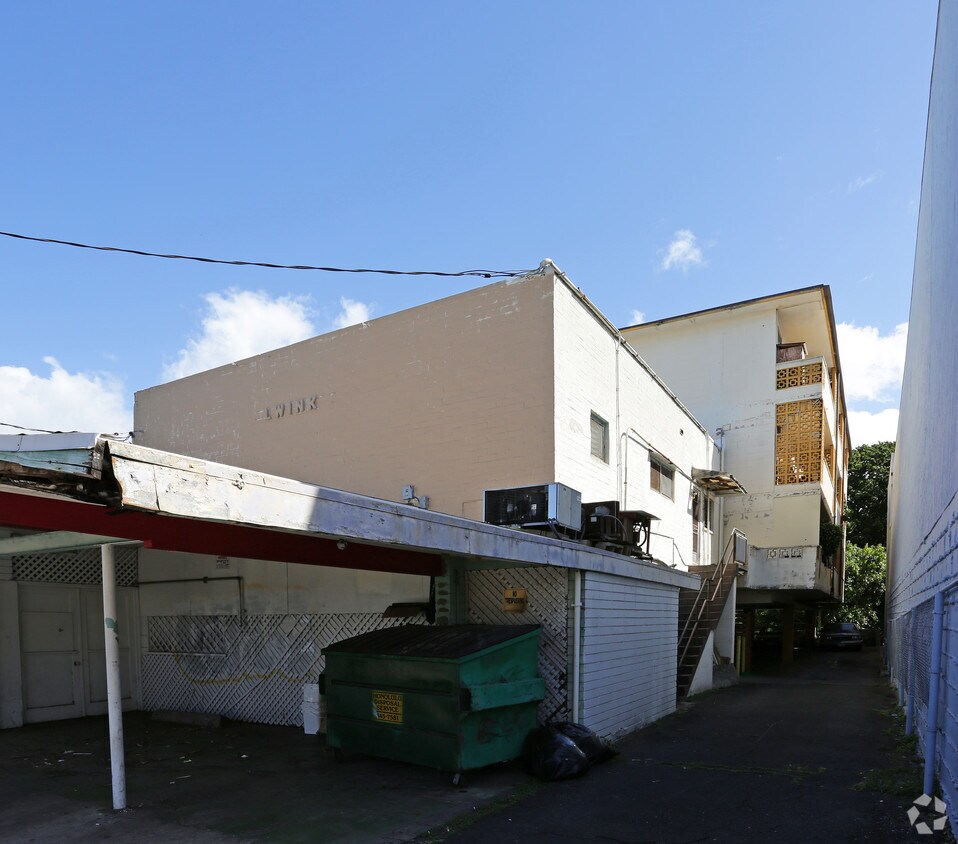 Foto del edificio - 3154 Waialae Ave
