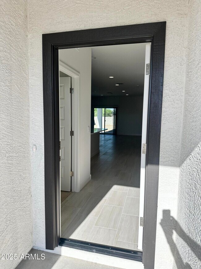 Building Photo - 1821 S 239th Dr