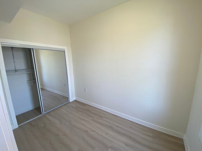 Foto del edificio - 1322 W Ohio St