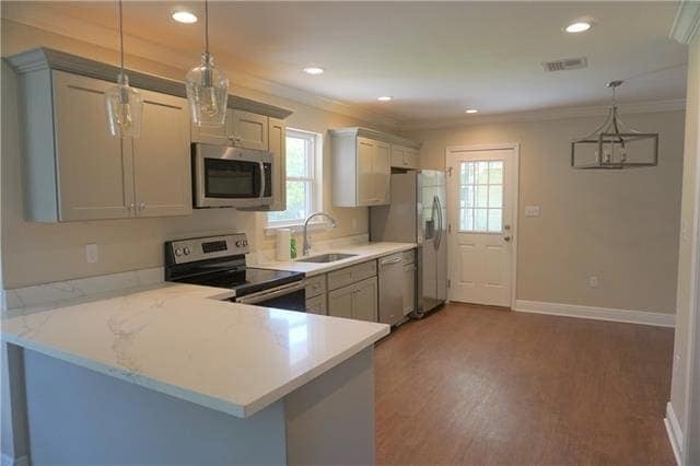 Building Photo - 601 Gordon Ave