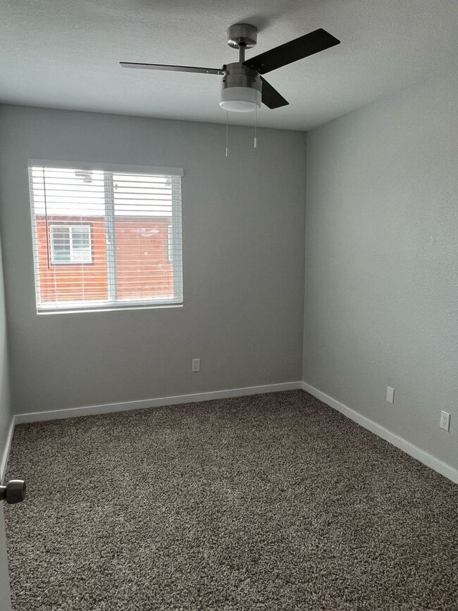 Building Photo - 12717 W AMY DR #4