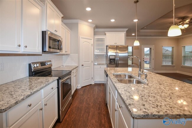 Building Photo - 275 Caudle Dr