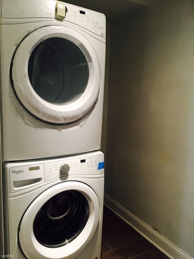 Foto del edificio - 2406 W Grenshaw St