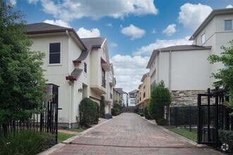 Building Photo - 2804 Sherwin St
