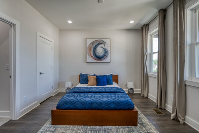 Building Photo - 2016 Owen St